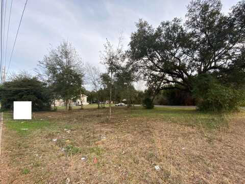 2600 W Fairfield Drive Drive, Pensacola, FL 32505