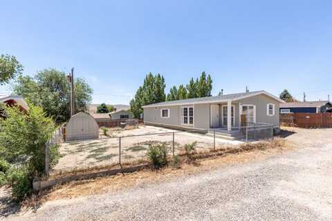 209 1/2 Chestnut Street, Carlin, NV 89822