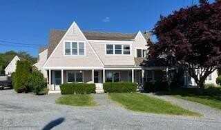 152 Tuckerman Avenue, Middletown, RI 02842