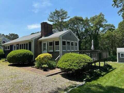 15 Beachway Road, East Sandwich, MA 02537