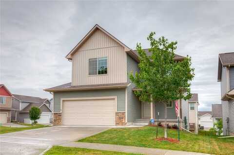 200 Aspen Drive, Norwalk, IA 50211