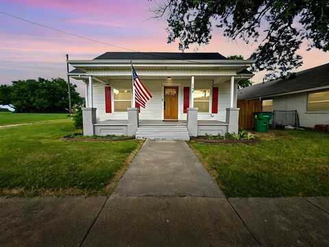 240 S Main Street, Rhome, TX 76078