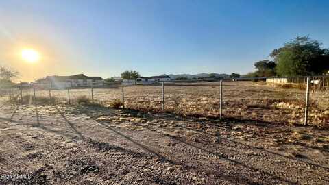 2212x W Meade Lane, Buckeye, AZ 85326