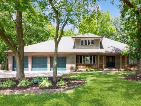 925 Kensey Court, Plano, IL 60545