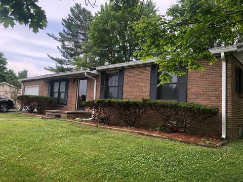 8036 Shelby Street, Maysville, KY 41056