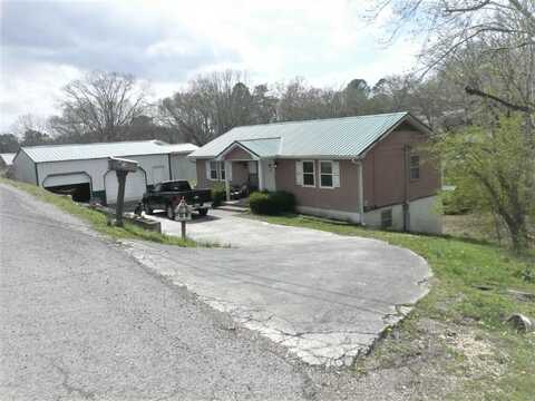 13 Travis Road, Rossville, GA 30741