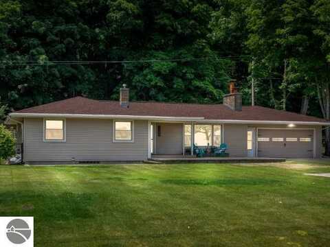 7344 S WEST BAYSHORE DRIVE, TRAVERSE CITY, MI 49684