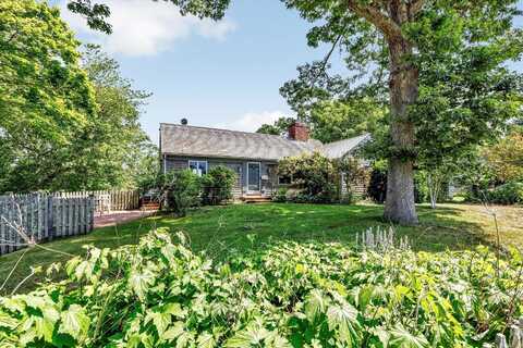 10 Harwich pines, Harwich, MA 02645