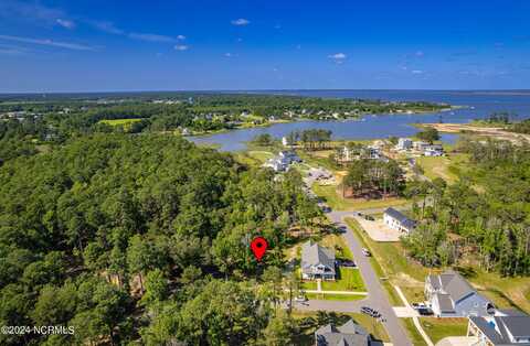 508 Brown Pelican Way, Beaufort, NC 28516