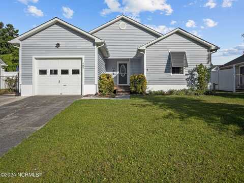 405 Holly Lane, Swansboro, NC 28584