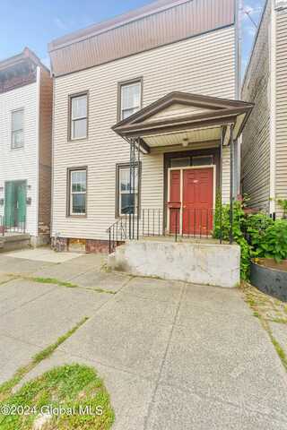 363 4th Avenue, Troy, NY 12182