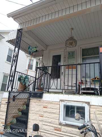 1017 E DEWART Street, Shamokin, PA 17872