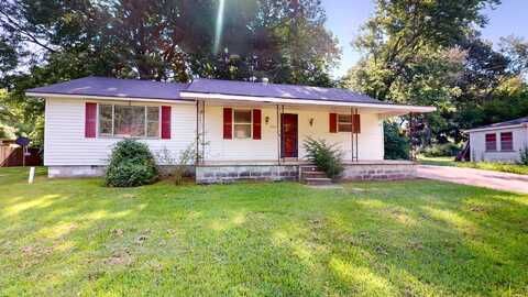 1308 Ewell, Dyersburg, TN 38024