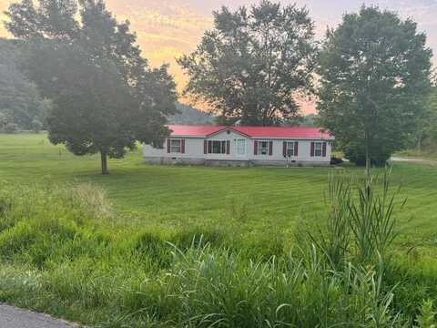 9 Dyer Road, Salyersville, KY 41465