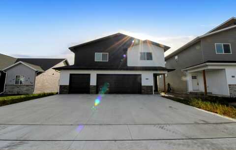 516 Downing St, Surrey, ND 58785