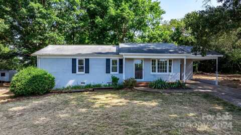 303 Cedarwood Drive, Shelby, NC 28152