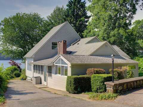 31 Sleepy Hollow Road, Columbia, CT 06237