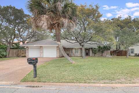 417 Champions Drive, Rockport, TX 78382