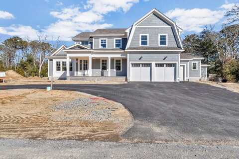 15 Willow Circle, Mashpee, MA 02649