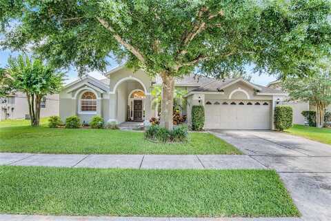 Holly Berry, CLERMONT, FL 34711