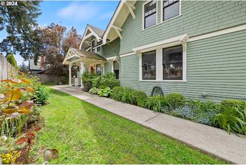Maplewood, PORTLAND, OR 97222