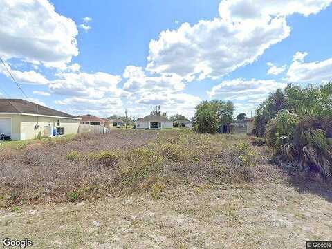 17Th, LEHIGH ACRES, FL 33976