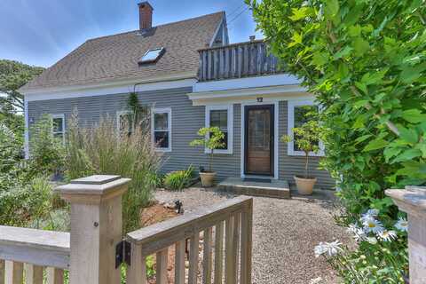 12 Atwood Avenue, Provincetown, MA 02657