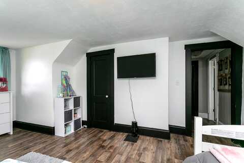 Brookside, CAMPBELLSVILLE, KY 42718