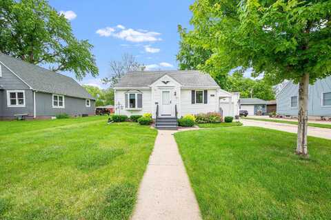 North, FAIRMONT, MN 56031