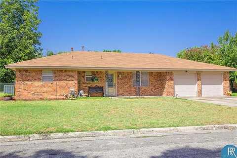 Mcarthur, BROWNWOOD, TX 76801