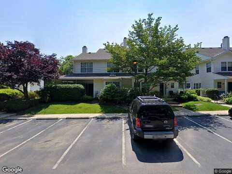 Kingswood Ct, Glen Mills, PA 19342