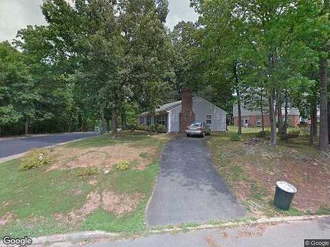 Leigh, CHARLOTTESVILLE, VA 22902