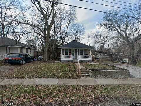 Spring, INDEPENDENCE, MO 64050