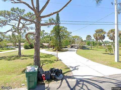 Larchmont, ENGLEWOOD, FL 34223