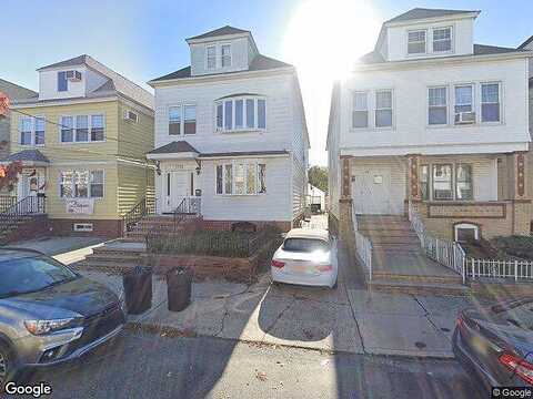 31St, BAYONNE, NJ 07002