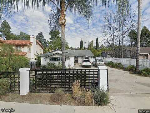 Avenue San Luis, WOODLAND HILLS, CA 91364