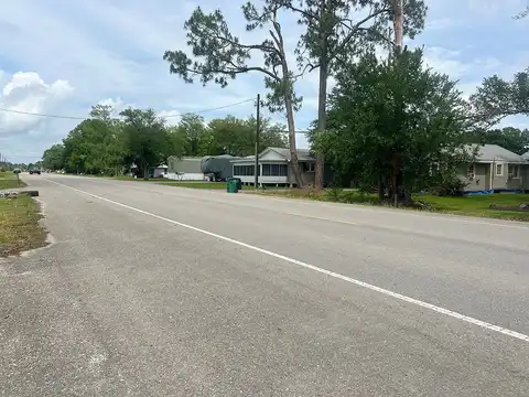 Highway 182, RACELAND, LA 70394