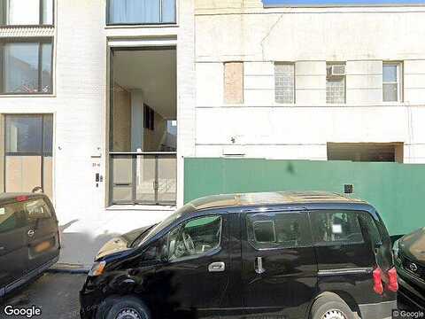 34Th, LONG ISLAND CITY, NY 11101