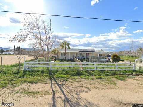 13Th, PALMDALE, CA 93551