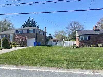 Pleasant, DALLASTOWN, PA 17313