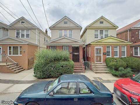 60Th, GLENDALE, NY 11385