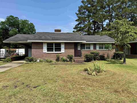 808 Esther St., Mullins, SC 29574