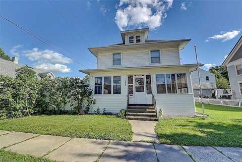 203 E 1st Street, Anamosa, IA 52205