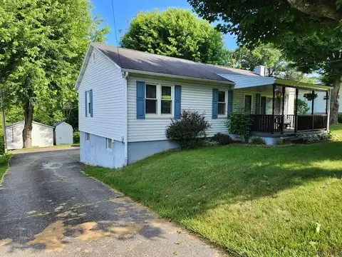 3637 William Penn Ave, Johnstown, PA 15909