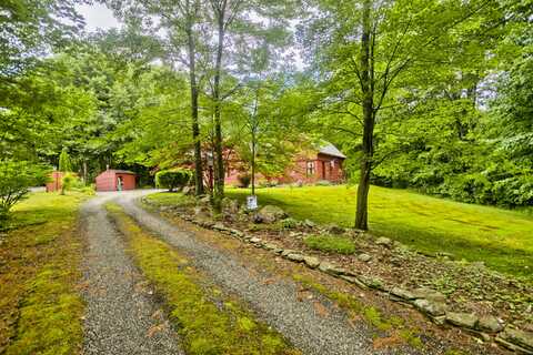 12 Pine Mountain Circle, Barkhamsted, CT 06063