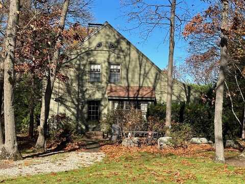 32 Surrey, Winchester, MA 01890