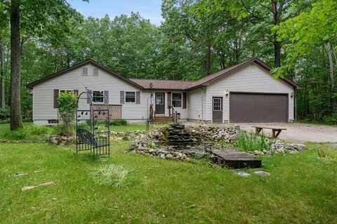 6654 W Numbers Road, Indian River, MI 49749