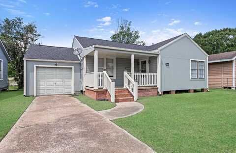 3140 South Dr, Groves, TX 77619