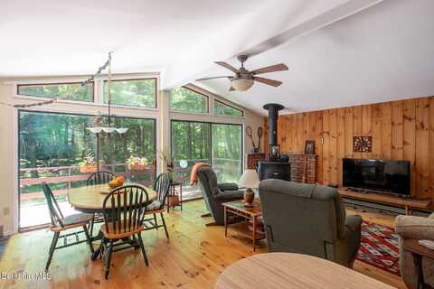 306 Shadow Ln, Sandisfield, MA 01255