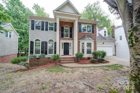 6232 Hickory Cove Lane, Charlotte, NC 28269